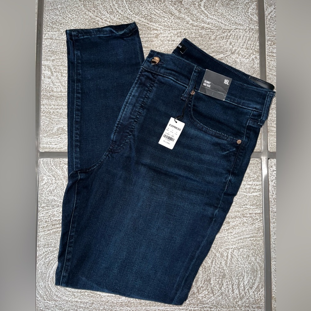 Skinny mid rise jeans